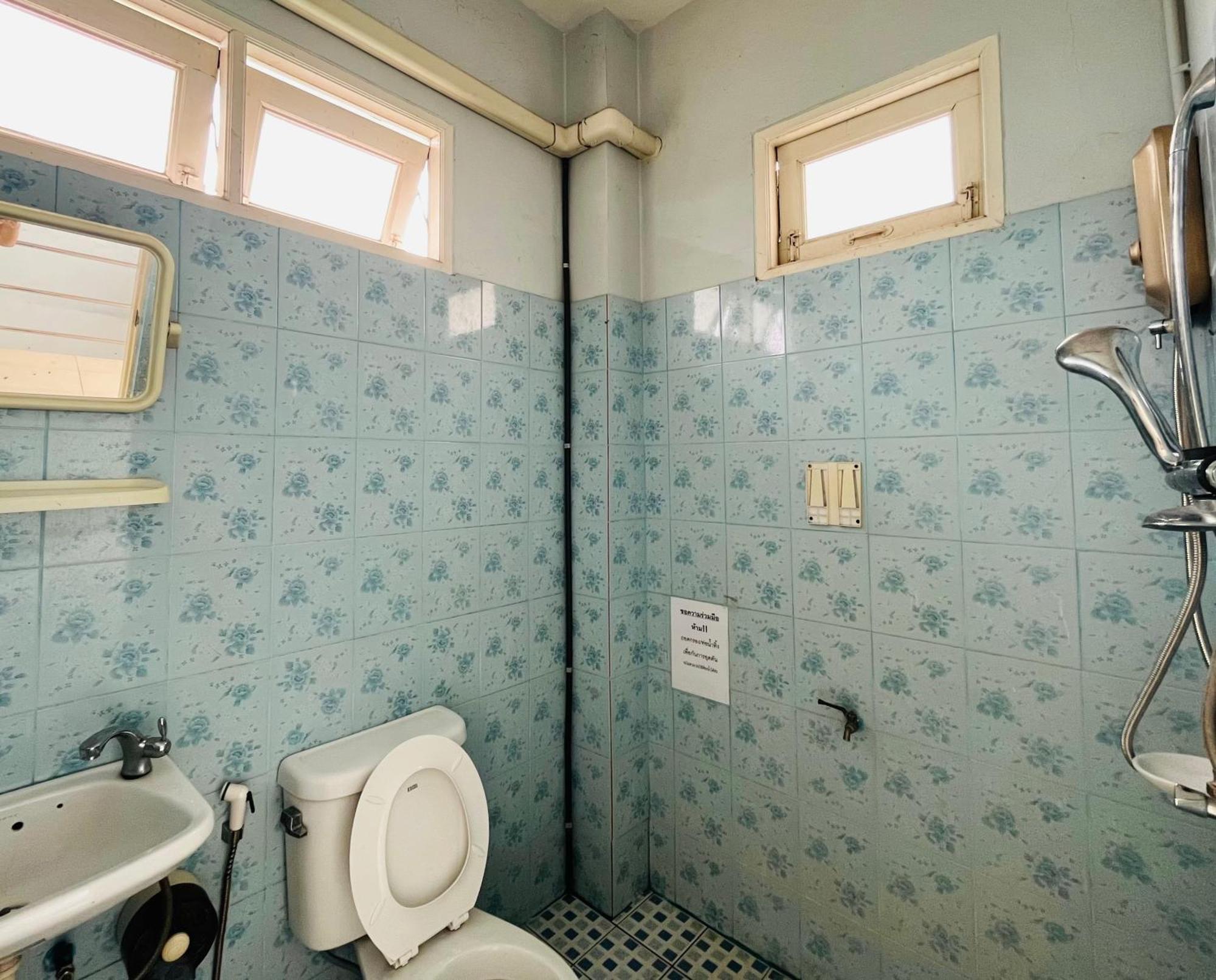 Patone Hostel Phra Nakhon Si Ayutthaya Ngoại thất bức ảnh