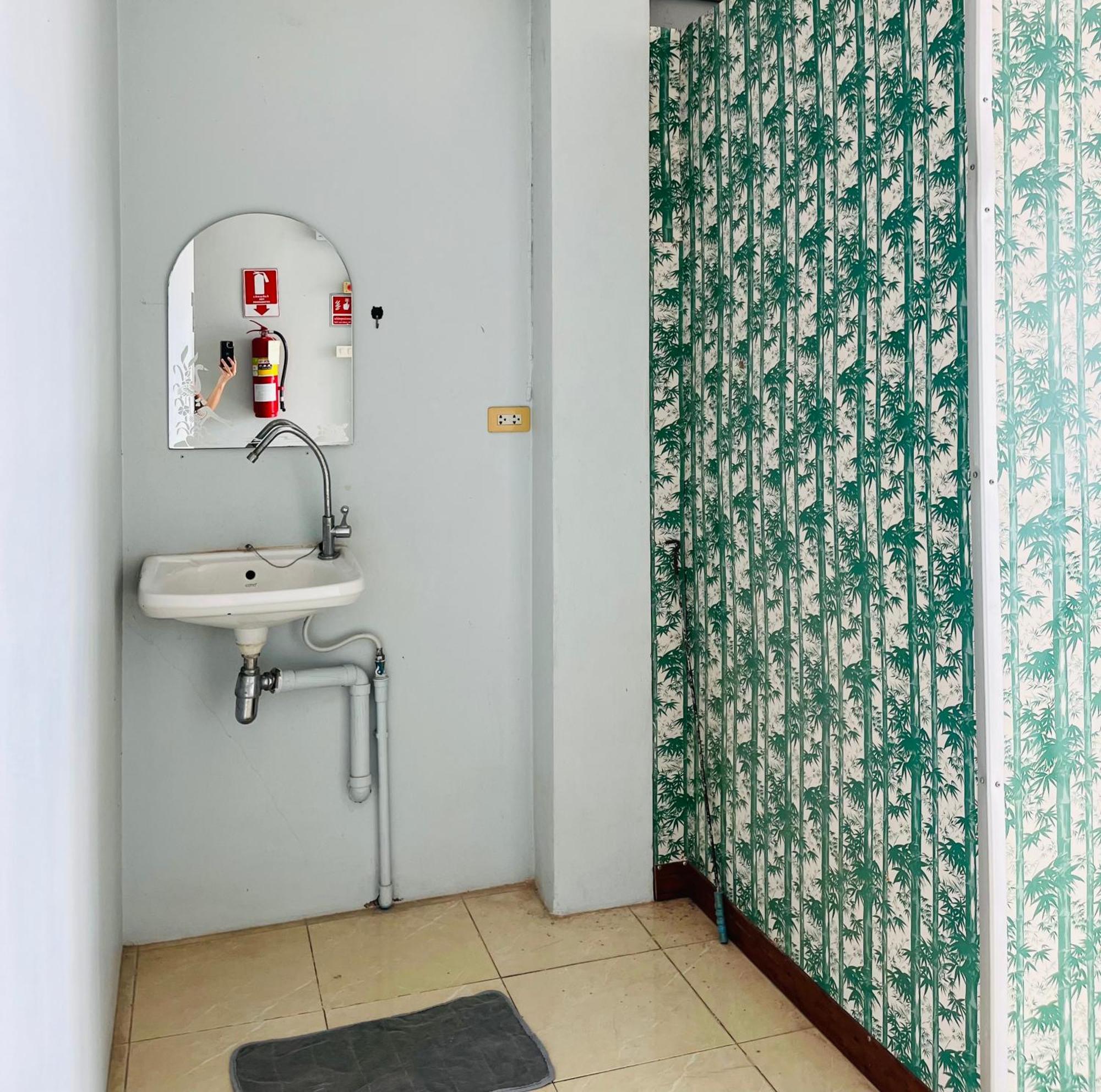 Patone Hostel Phra Nakhon Si Ayutthaya Ngoại thất bức ảnh